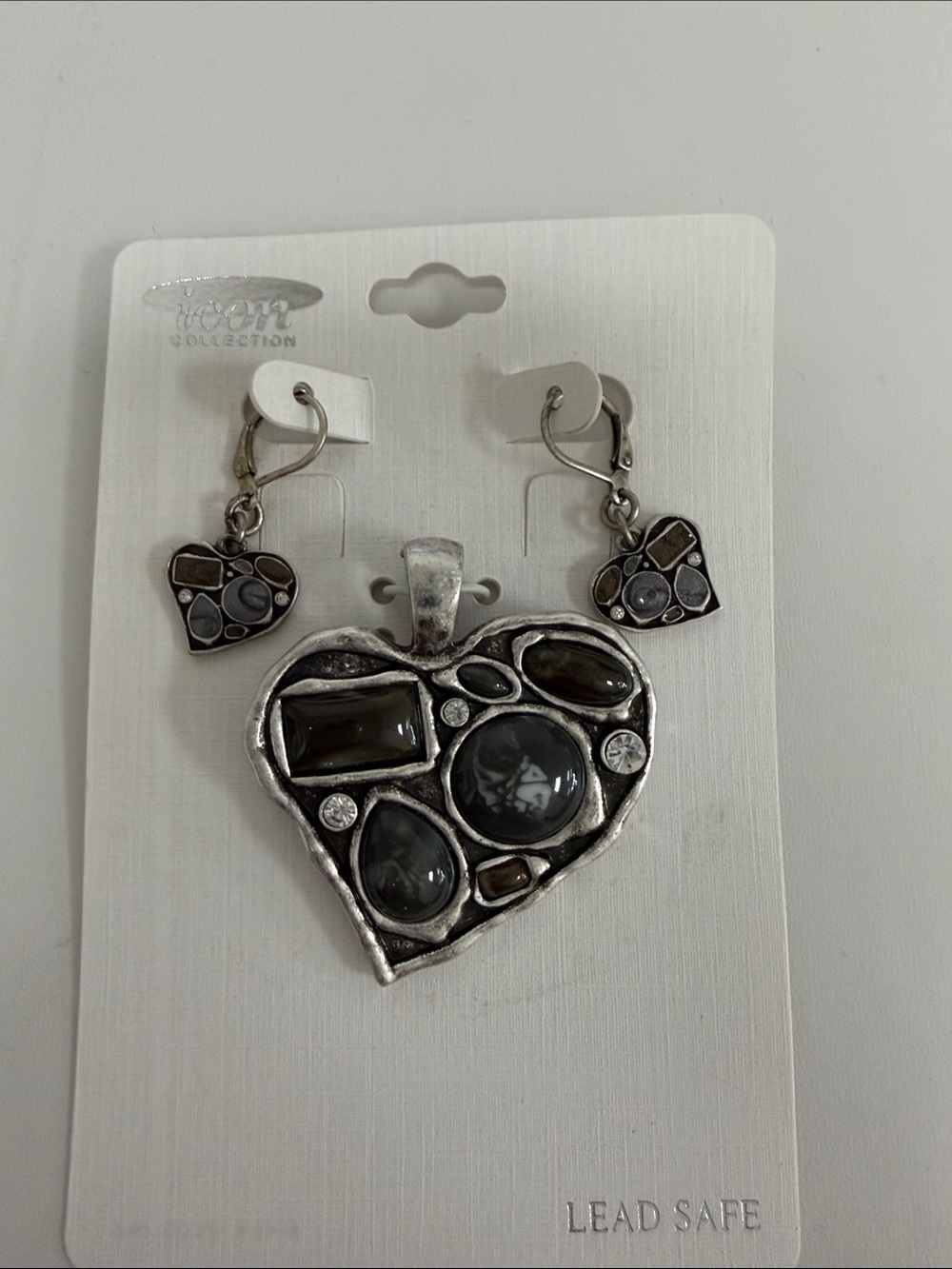 Heart Stone Pendant & Earrings Set - Gray Silver